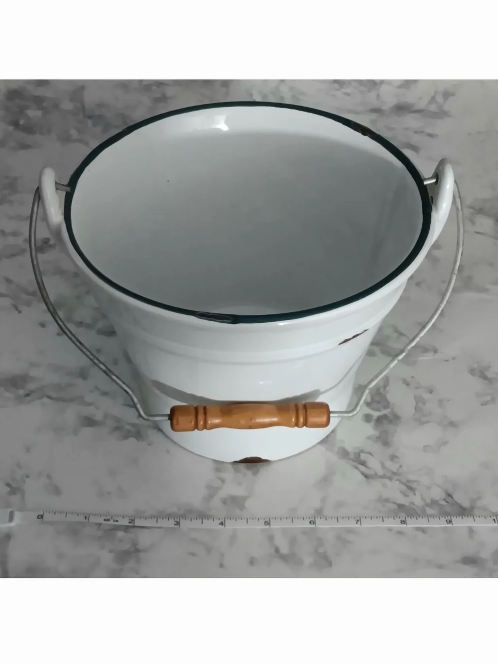White Enamel Farmhouse Pail Bucket with Wooden Handle – Rustic Decor